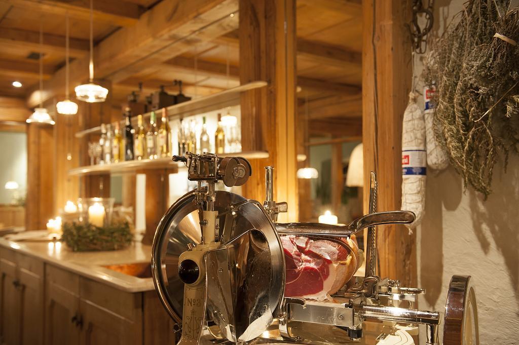 Italian Lifestyle Hotel & Osteria Chartreuse Θουν Εξωτερικό φωτογραφία